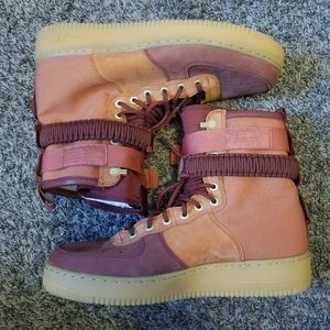 Nike SF AF1 Air Force One Premium Dark Russet Sherpa AQ0118-200 Mens Siz…